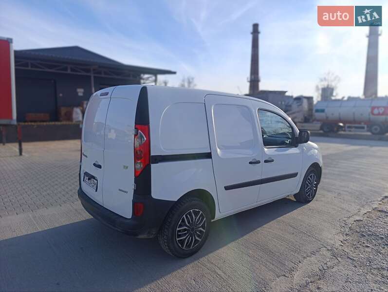 Грузопассажирский фургон Renault Kangoo 2011 в Черновцах