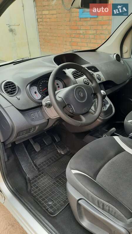 Минивэн Renault Kangoo 2011 в Бердичеве