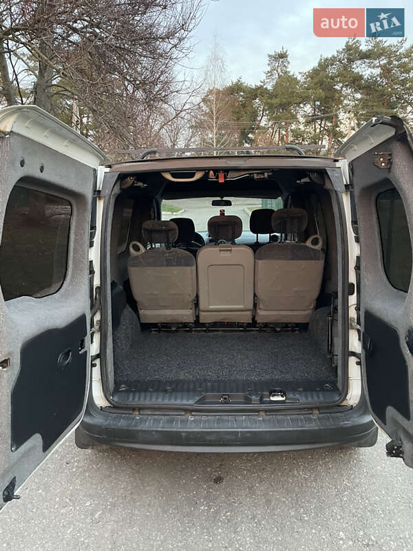 Минивэн Renault Kangoo 2009 в Александрие фото 22 Минивэн Renault Kangoo 2009 в Александрие