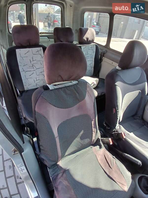 Минивэн Renault Kangoo 2002 в Ивано-Франковске