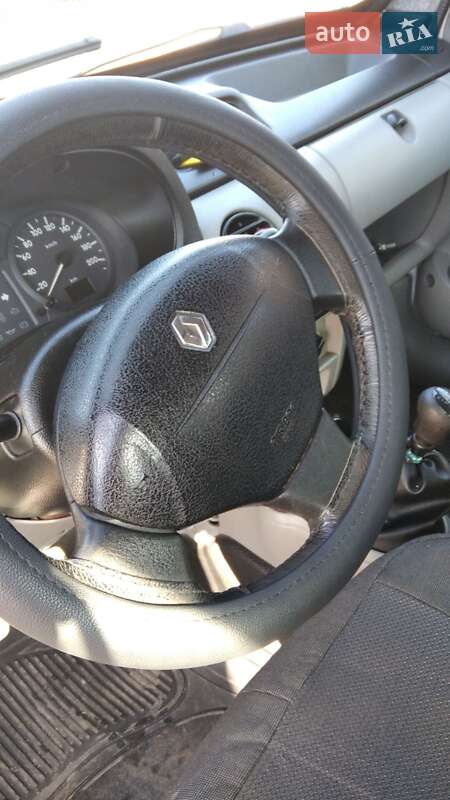 Минивэн Renault Kangoo 2003 в Нововолынске