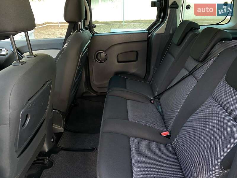 Минивэн Renault Kangoo 2015 в Арцизе