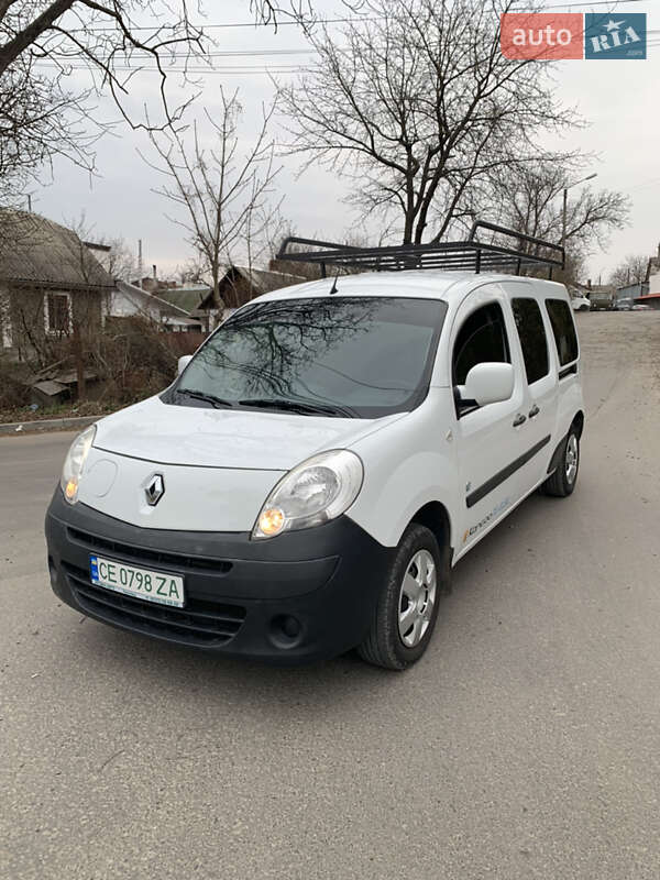 Минивэн Renault Kangoo 2012 в 