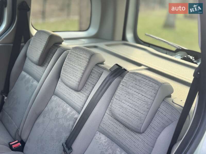 Минивэн Renault Kangoo 2009 в Шепетовке