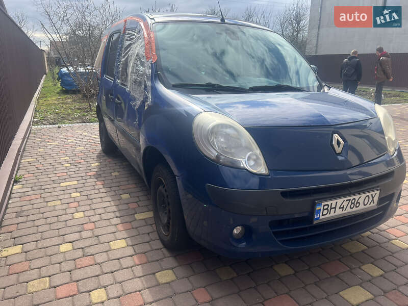 Мінівен Renault Kangoo 2010 в Львові