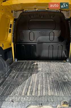 Грузовой фургон Renault Kangoo 2017 в 