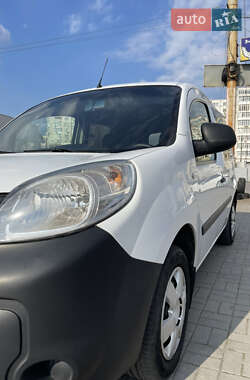 Минивэн Renault Kangoo 2013 в 
