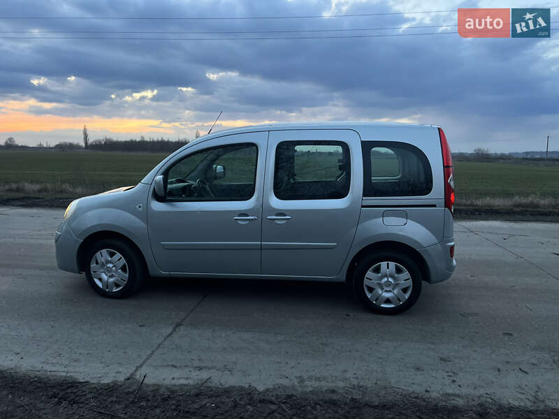 Мінівен Renault Kangoo 2009 в Сумах