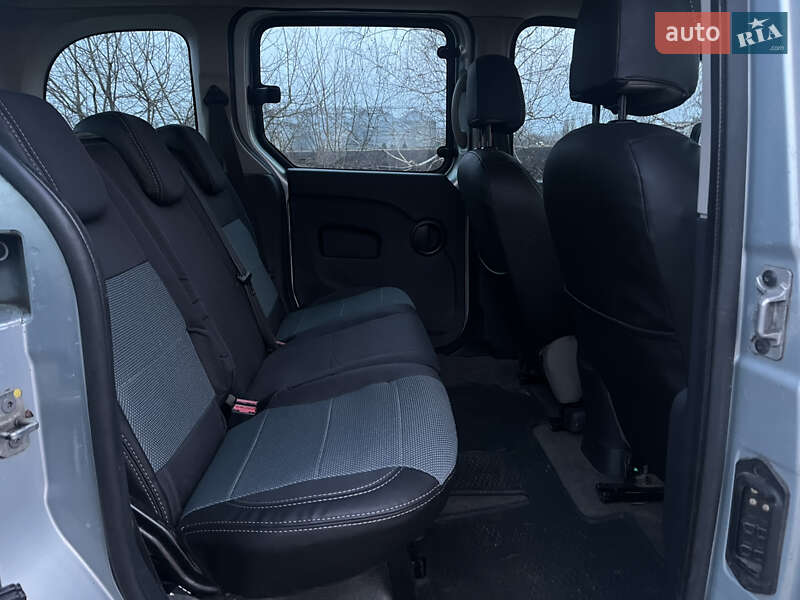 Мінівен Renault Kangoo 2009 в Сумах
