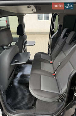 Минивэн Renault Kangoo 2016 в 