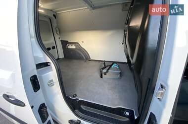 Грузовой фургон Renault Kangoo 2019 в 