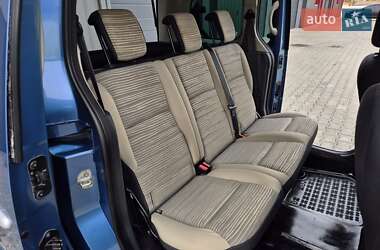 Минивэн Renault Kangoo 2012 в 