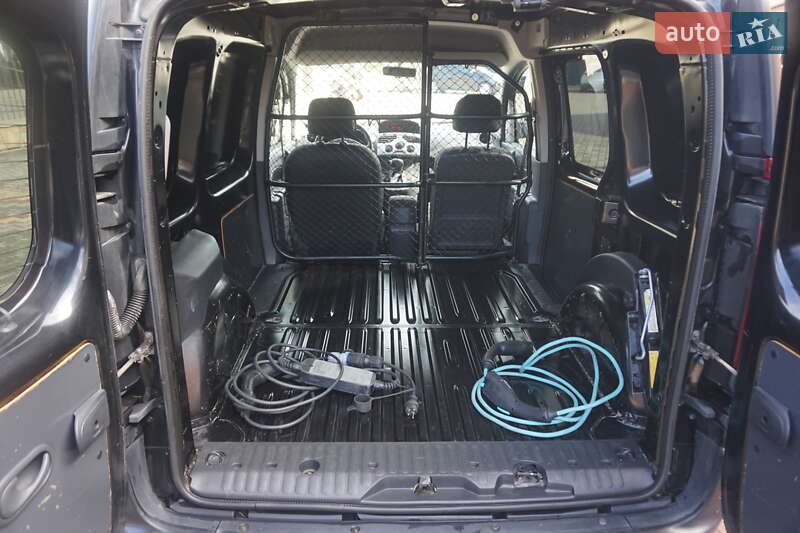 Вантажний фургон Renault Kangoo 2011 в Самборі