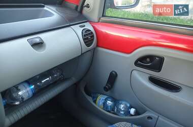 Мінівен Renault Kangoo 2004 в 