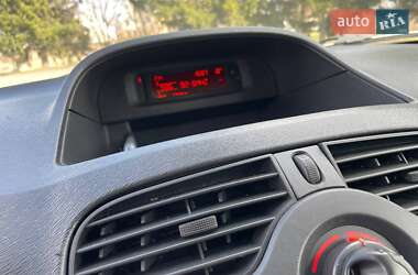 Мінівен Renault Kangoo 2010 в 