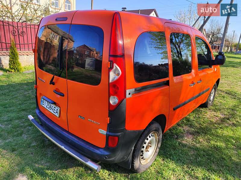 Мінівен Renault Kangoo 2009 в Лубнах