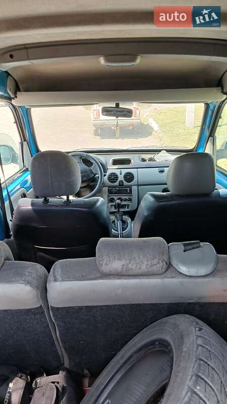 Минивэн Renault Kangoo 2004 в Доманевке