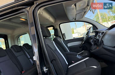 Мінівен Renault Kangoo 2015 в 
