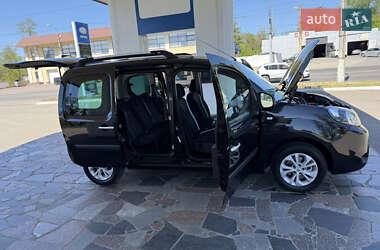 Мінівен Renault Kangoo 2015 в 