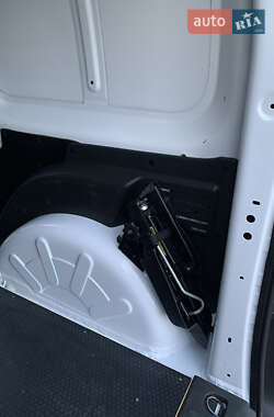 Вантажний фургон Renault Kangoo 2016 в 