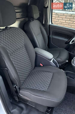 Вантажний фургон Renault Kangoo 2016 в 