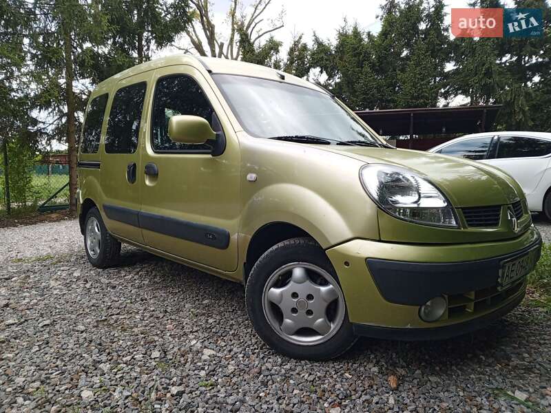 Минивэн Renault Kangoo 2006 в 