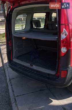 Минивэн Renault Kangoo 2008 в 