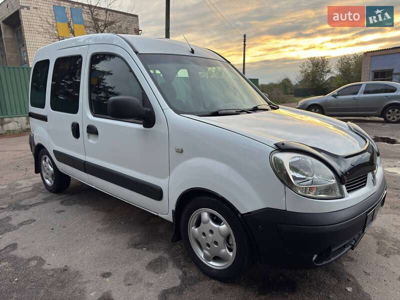Минивэн Renault Kangoo 2007 в Ахтырке