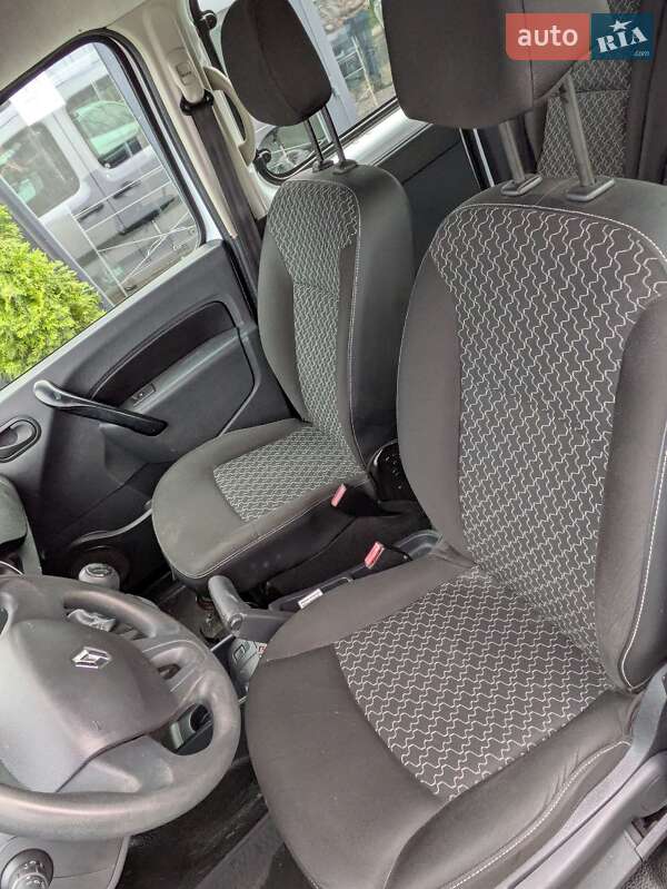 Минивэн Renault Kangoo 2015 в Львове