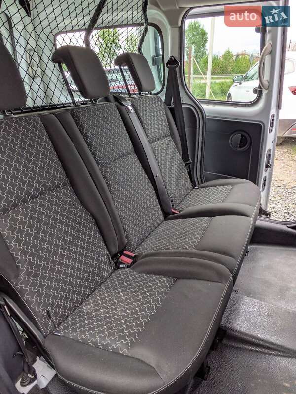 Минивэн Renault Kangoo 2015 в Львове