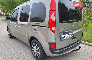 Минивэн Renault Kangoo 2011 в 