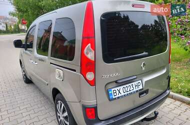 Минивэн Renault Kangoo 2011 в 