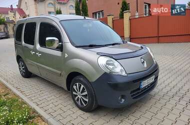 Минивэн Renault Kangoo 2011 в 