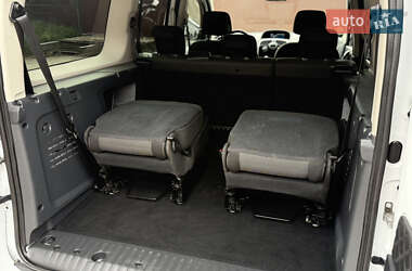 Минивэн Renault Kangoo 2015 в 