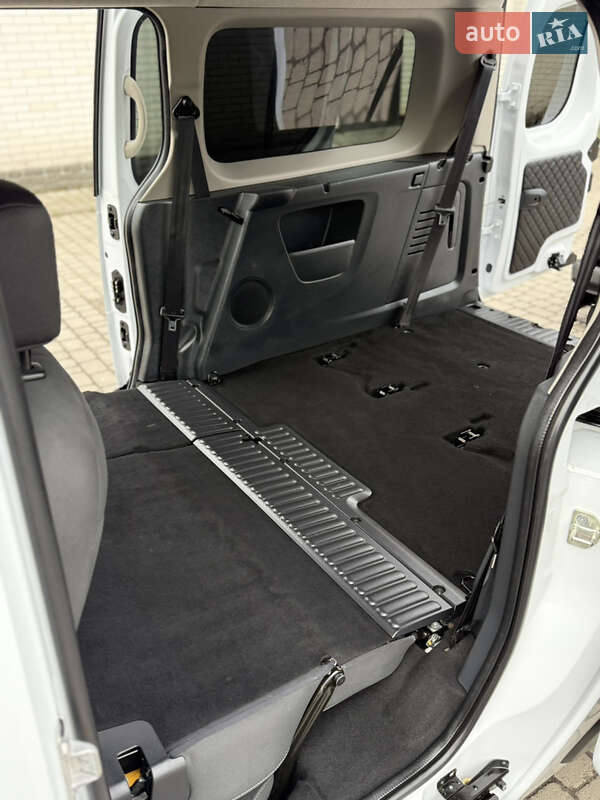 Мінівен Renault Kangoo 2015 в Києві