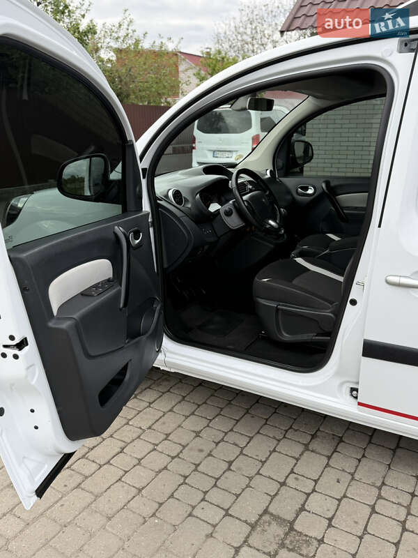 Мінівен Renault Kangoo 2015 в Києві