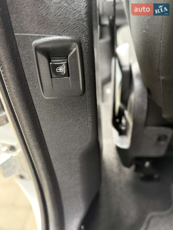 Мінівен Renault Kangoo 2015 в Києві