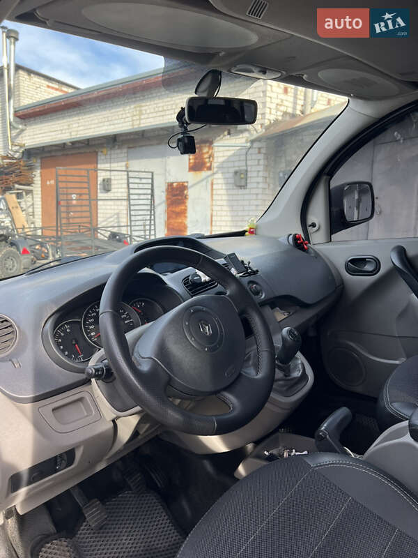 Мінівен Renault Kangoo 2010 в Києві