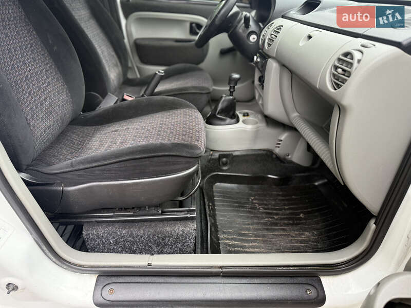Мінівен Renault Kangoo 2005 в Рівному