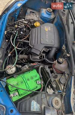 Минивэн Renault Kangoo 1998 в 