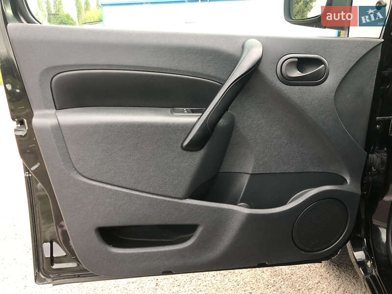 Минивэн Renault Kangoo 2012 в Ровно