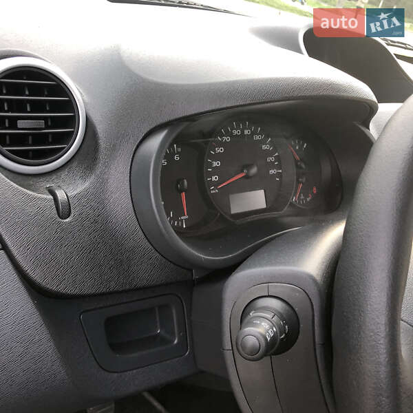 Минивэн Renault Kangoo 2012 в Ровно