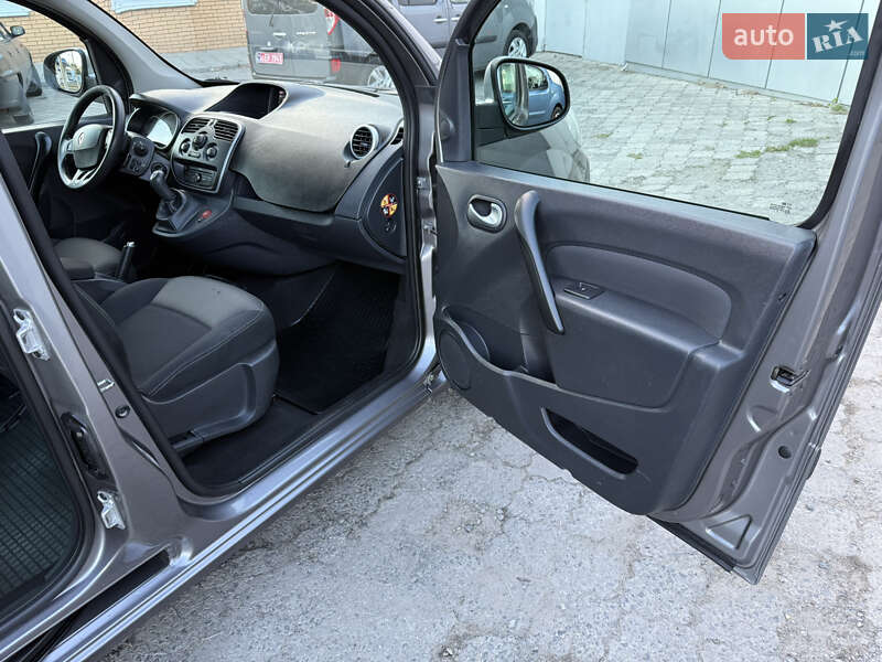 Мінівен Renault Kangoo 2018 в Дніпрі
