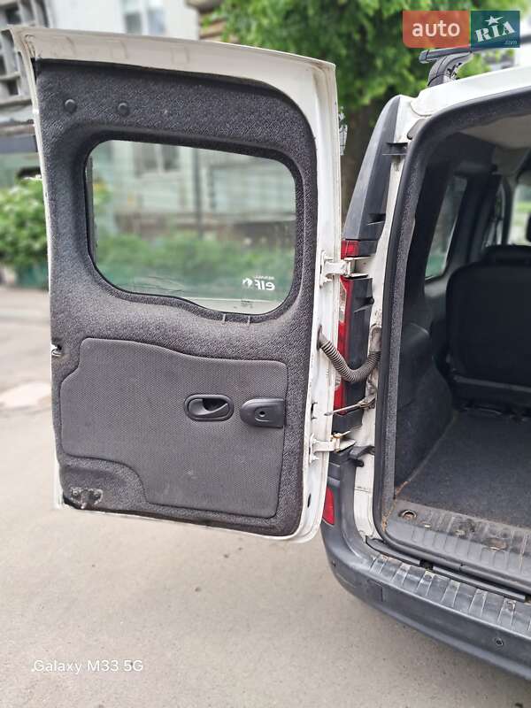 Інші вантажівки Renault Kangoo 2011 в Дніпрі
