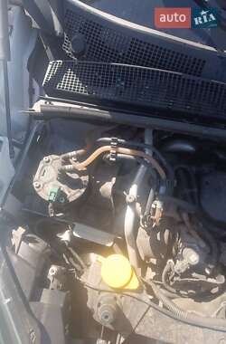 Грузопассажирский фургон Renault Kangoo 2015 в 