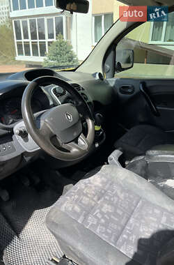Минивэн Renault Kangoo 2015 в 