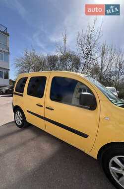 Минивэн Renault Kangoo 2015 в 