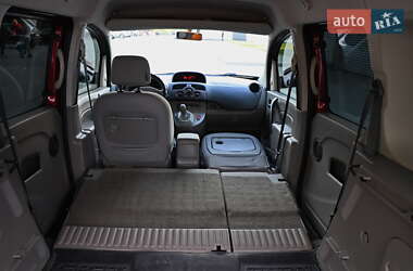 Минивэн Renault Kangoo 2011 в 
