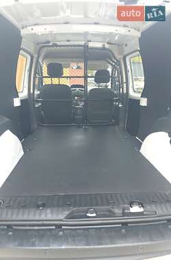 Грузовой фургон Renault Kangoo 2020 в 