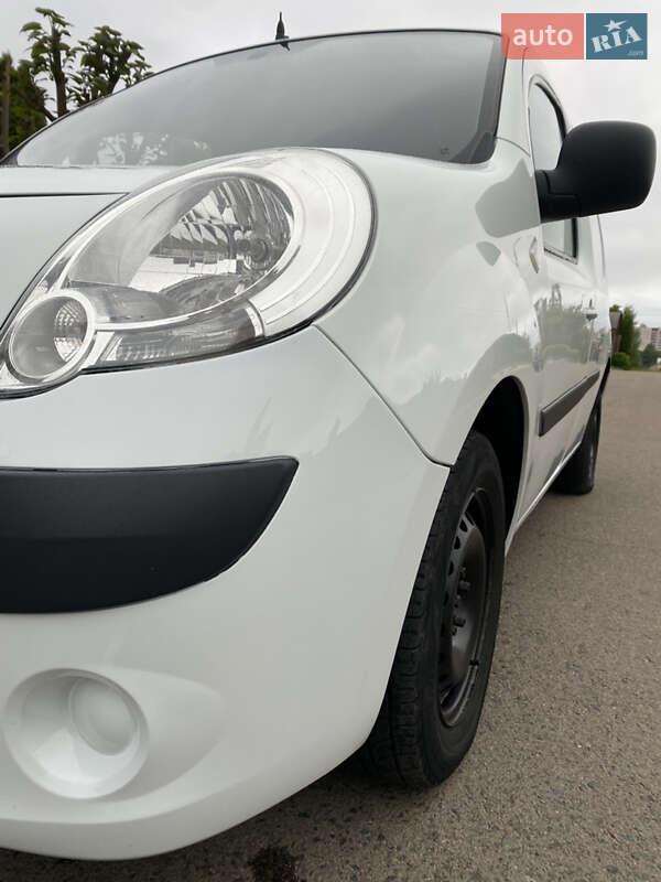 Грузовой фургон Renault Kangoo 2011 в Ровно